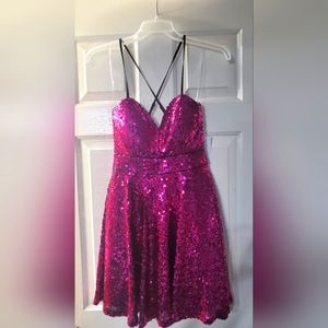 NWT Juniors Size 5 Crystal Doll Magenta Sequin and Black Satin Party Dress